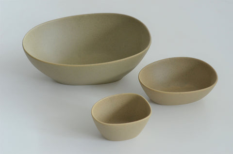 Della Terra Serving Bowl , Desert Sand (3 sizes)