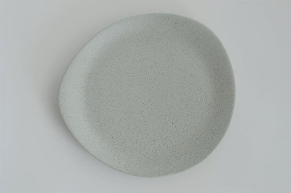 Della Terra Round Platter, Speckled Grey